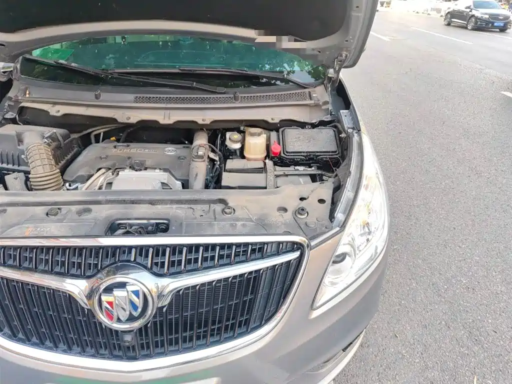 Buick GL8 2018 28T Premium Model China VI фото 23