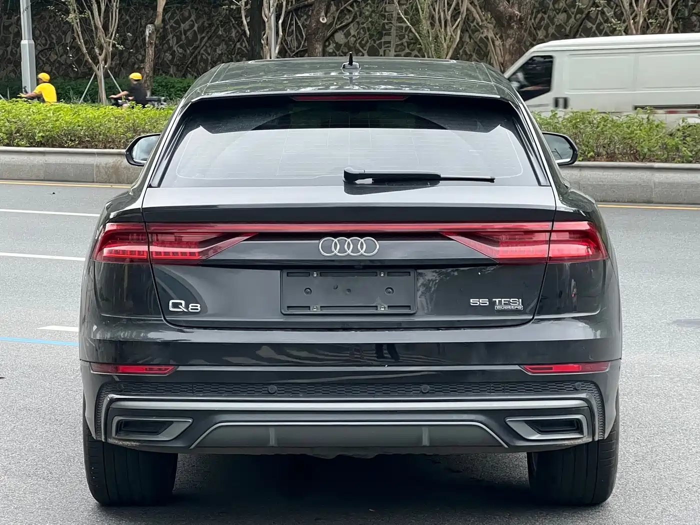 Audi Q8 2023 2022 55 TFSI Luxury Dynamic