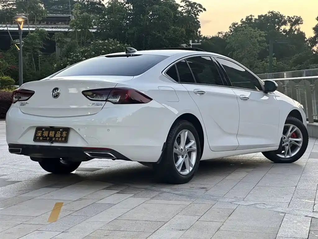 Buick Regal 2021 552T Elite фото 9