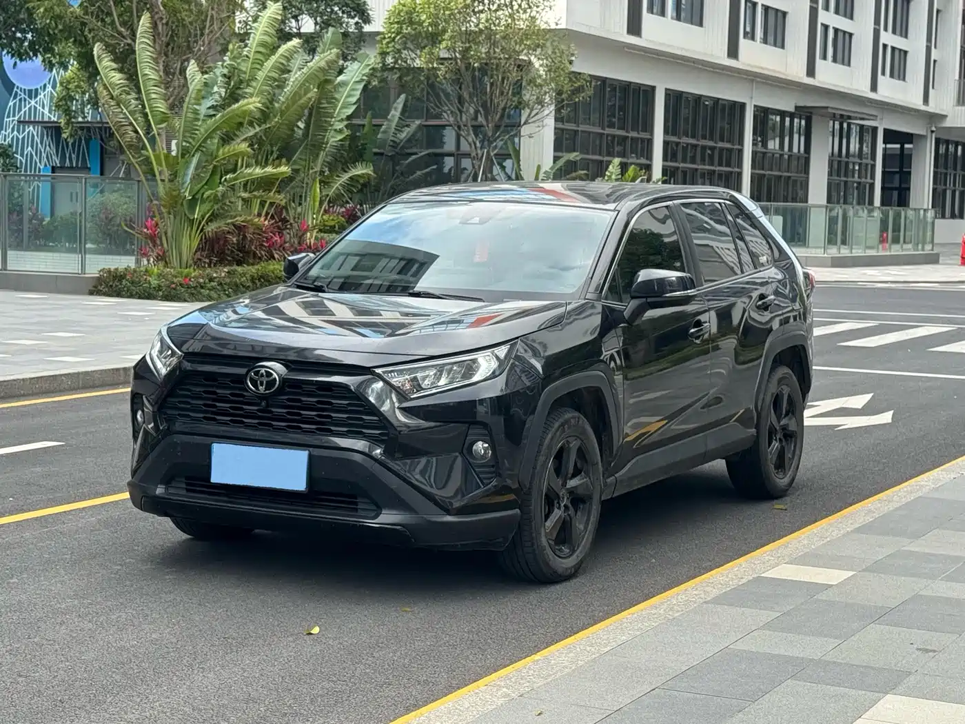 Toyota RAV4 Rongfang 2020 2.0L CVT 4WD Fashion PLUS
