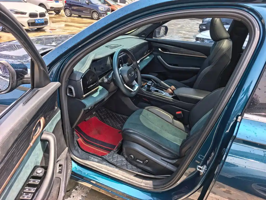 Фото 9 - Geely Xingyue L