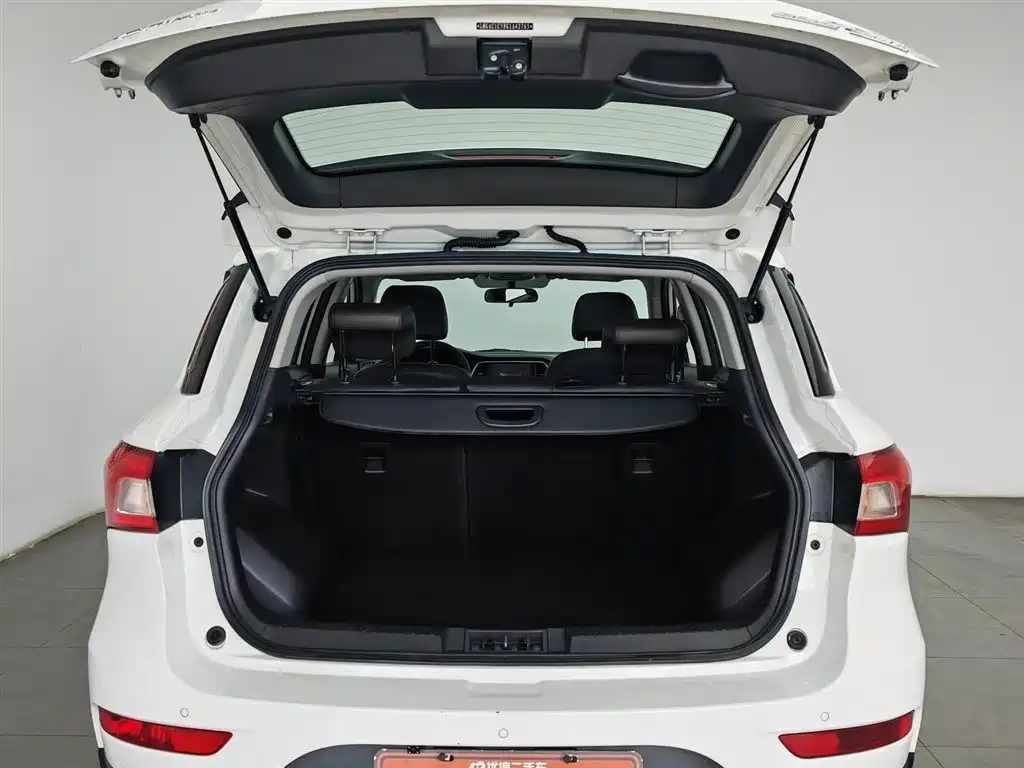 GAC Trumpchi Trumpchi GS4 2017 235T G-DCT 2WD Elite фото 16