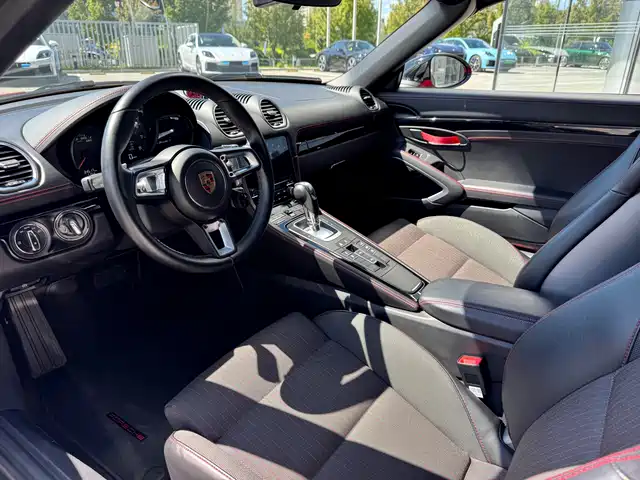 Porsche 718 2019 Boxster T 2.0T — фото 4