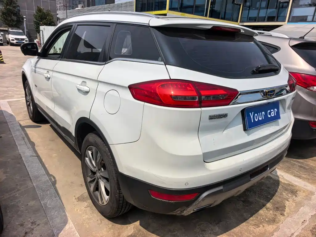Фото 4 - Geely Boyue