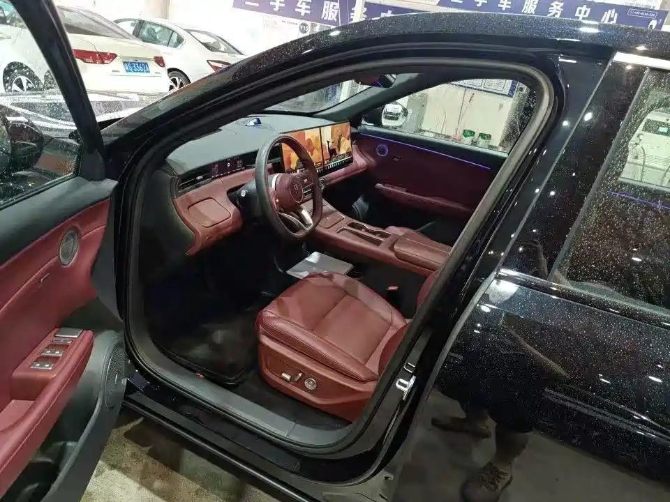 Hongqi HS6 PHEV 2026 2026 Model 220 Intelligent Hybrid Edition