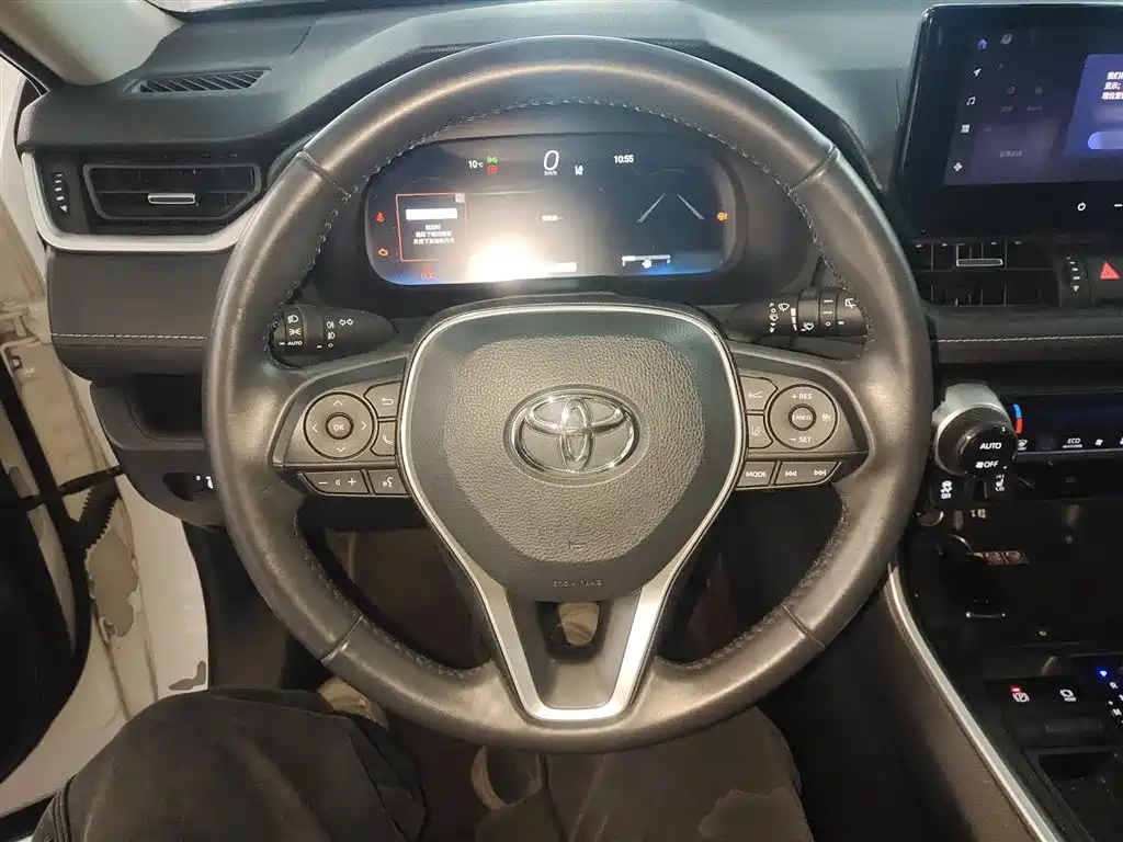 Toyota RAV4 Rongfang 2023 2.0L CVT FWD Style Plus Edition фото 11