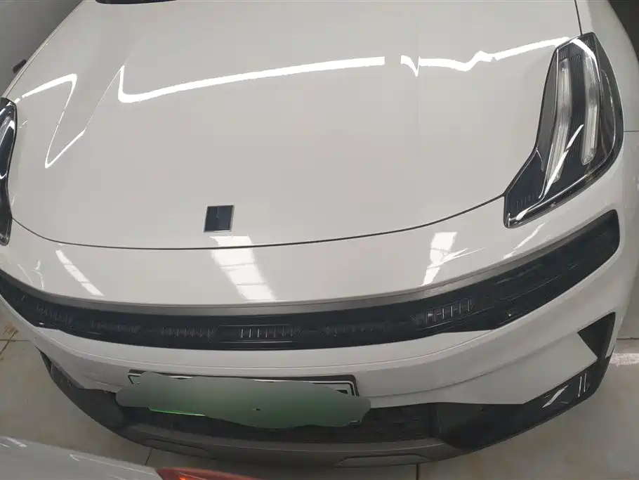 Lynk & Co 06 EM-P 2022 PHEV 84KM Range Pro фото 2