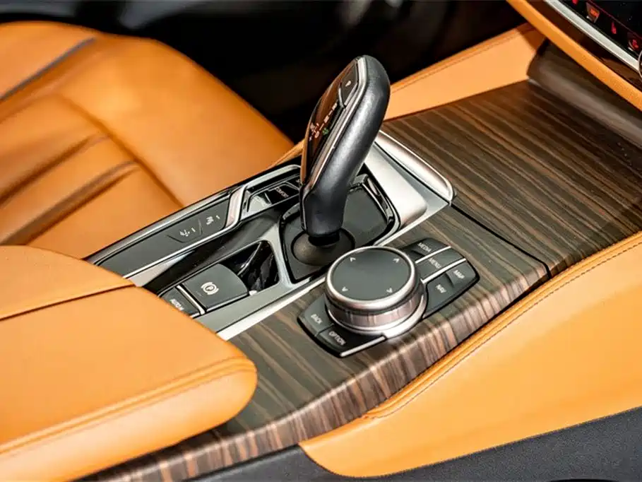 BMW 6 Series GT 2019 630i Luxury Design Package фото 19