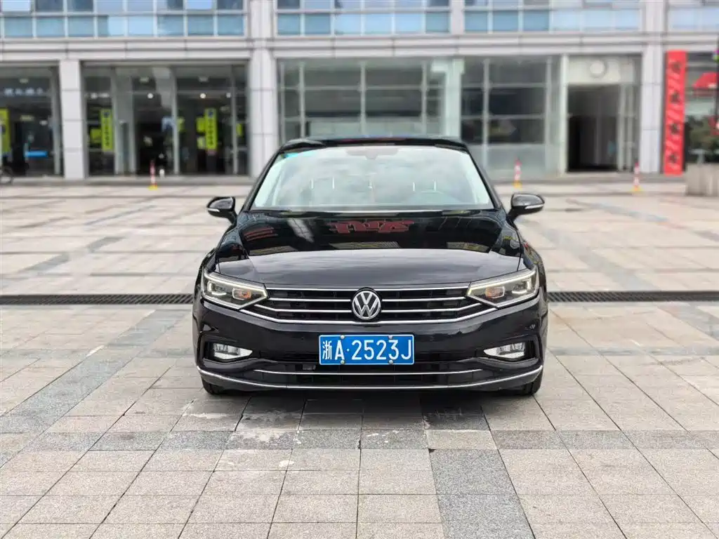 Volkswagen Magotan 2020 330TSI DSG Leading