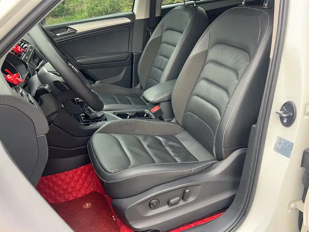 Volkswagen Tiguan L 2019 330TSI Auto 2WD Smart Luxury Edition China V фото 12