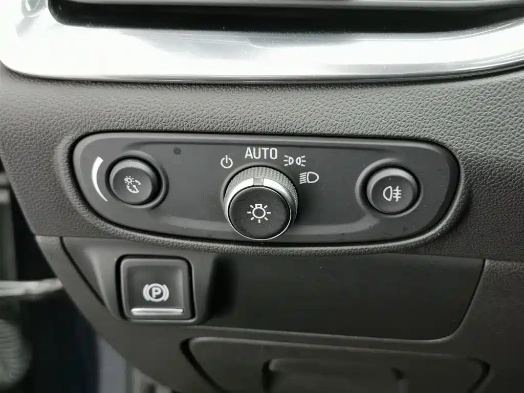 Buick Enclave 2020 28T 4WD Flagship Model фото 21