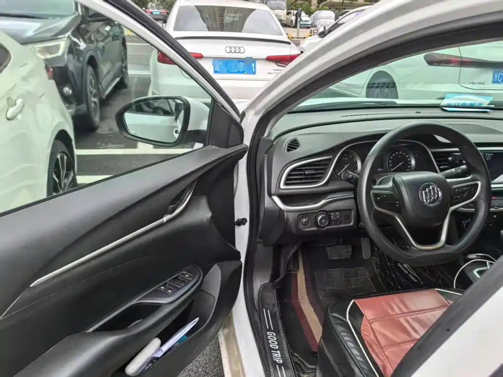 Фото 10 - Buick Excelle