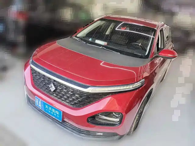Baojun RM-5 2019 1.5L CVT 24-hour Online Elite 7-seater — фото 1