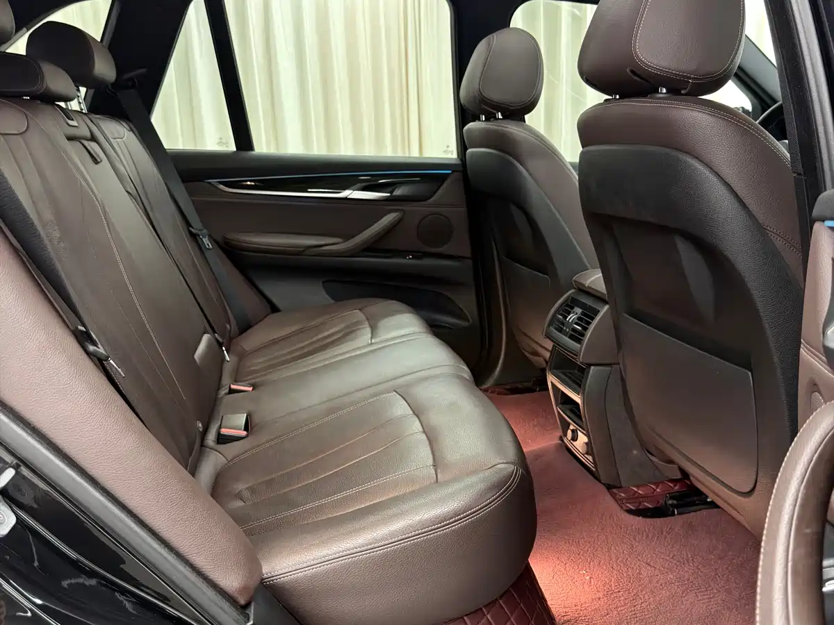 BMW X5 (Import) 2017 xDrive35i M Luxury Sport фото 7