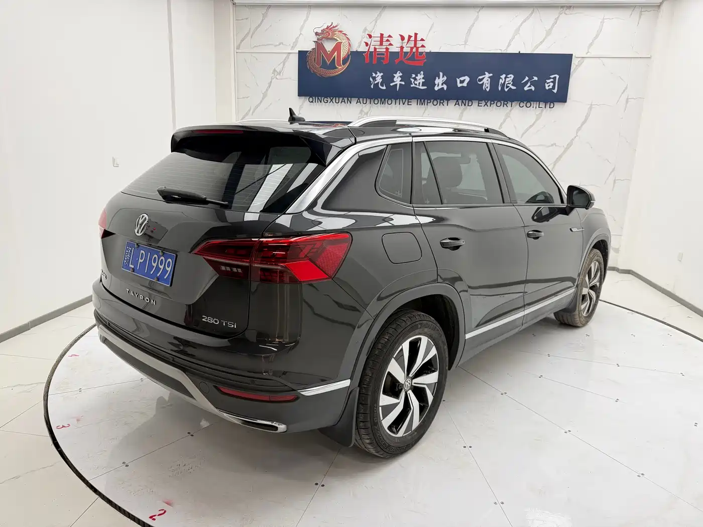 Volkswagen Tayron 2022 280TSI 2WD Luxury Smart Connect Edition фото 6