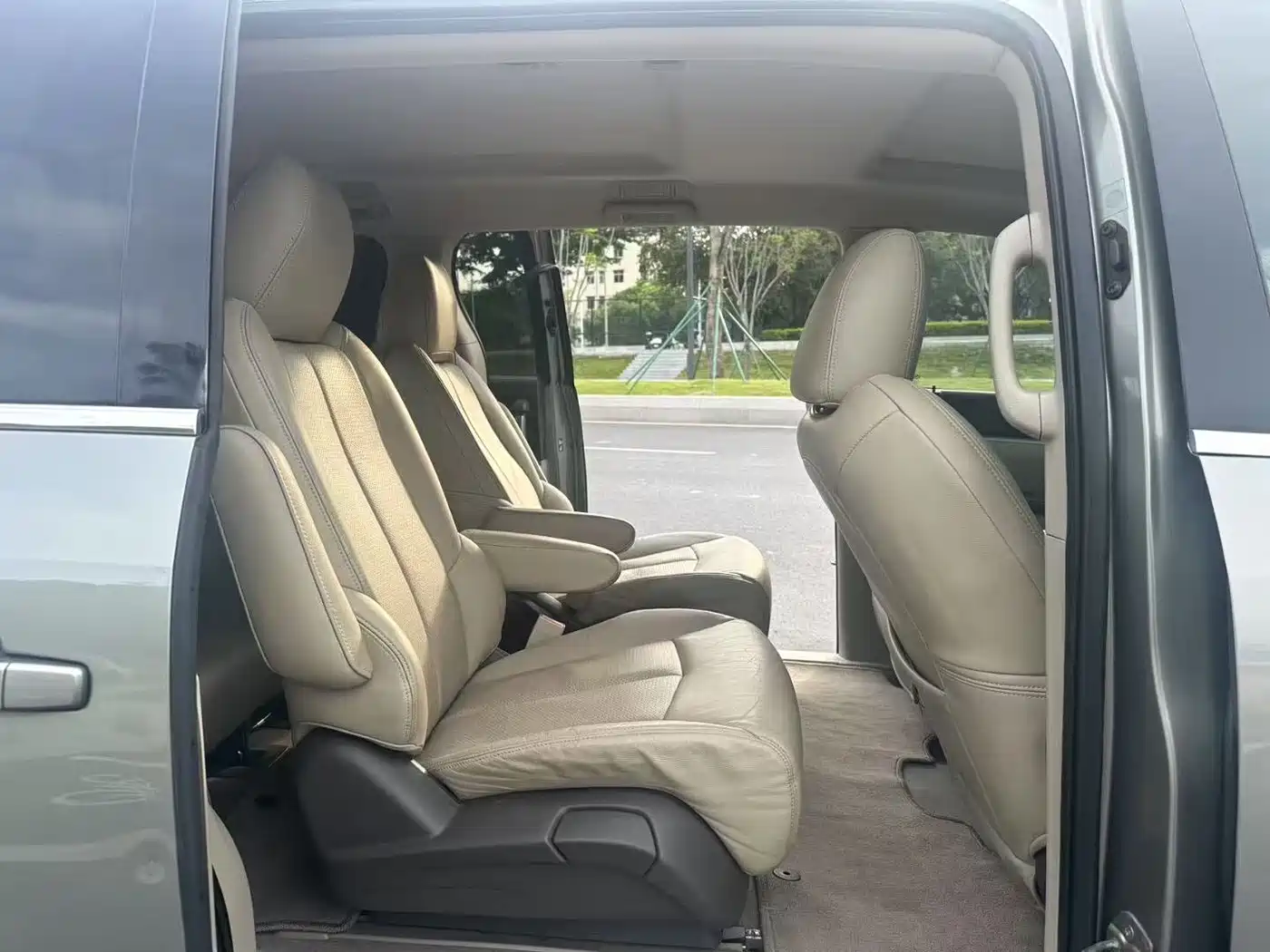 Buick GL8 2013 2.4L Comfort Edition фото 18