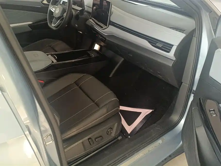 Volkswagen ID.4 X 2025 Smart Pure Intelligent Edition фото 8