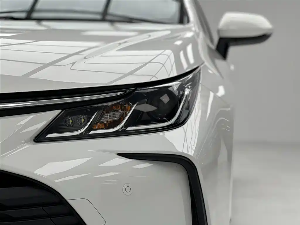 Toyota Corolla 2022 1.2T S-CVT Pioneer PLUS Edition фото 13