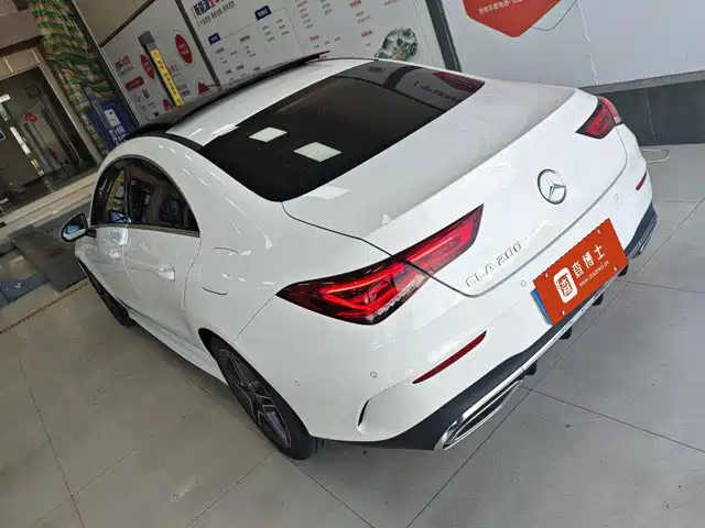 Mercedes-Benz CLA (Import) 2021 CLA 200 — фото 3
