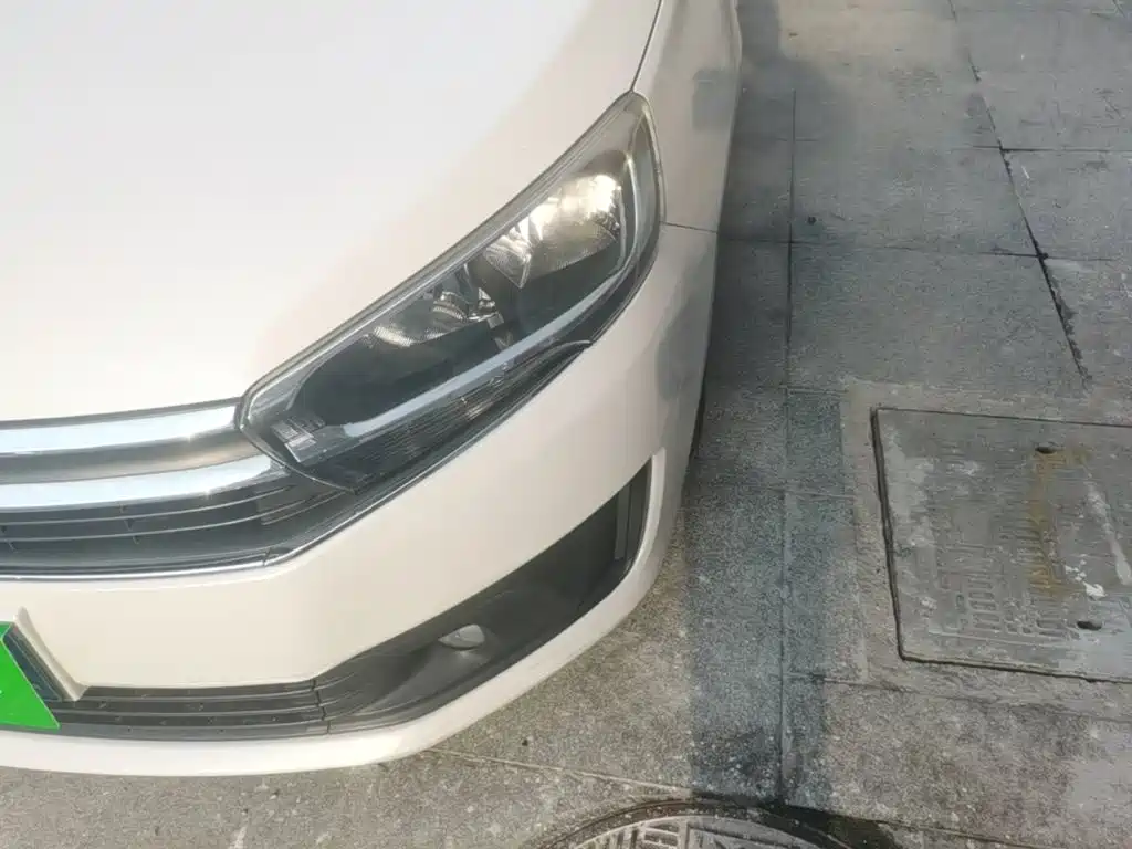 Citroën C4 C-Quatre 2016 2016 1.6L Automatic Comfort