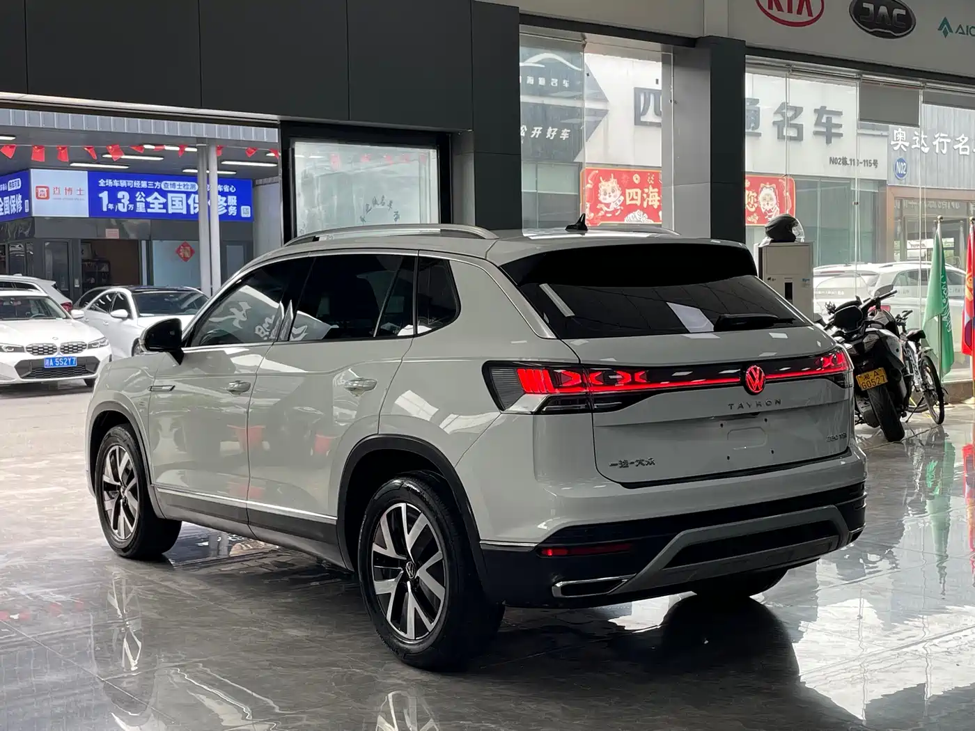 Volkswagen Tayron 2023 280TSI 2WD Luxury Plus Advanced Edition фото 14
