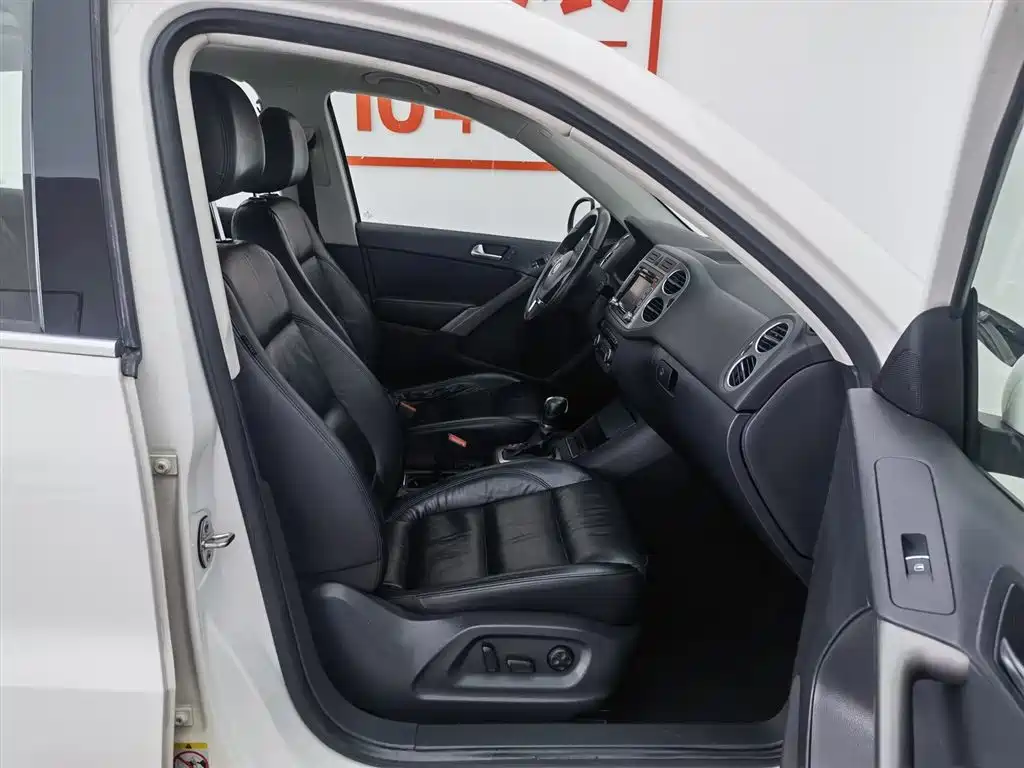 Volkswagen Tiguan 2012 1.8TSI Automatic 4WD Elite Edition фото 23