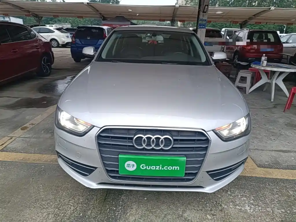 Audi A4L 2015 35 TFSI Auto Standard фото 3
