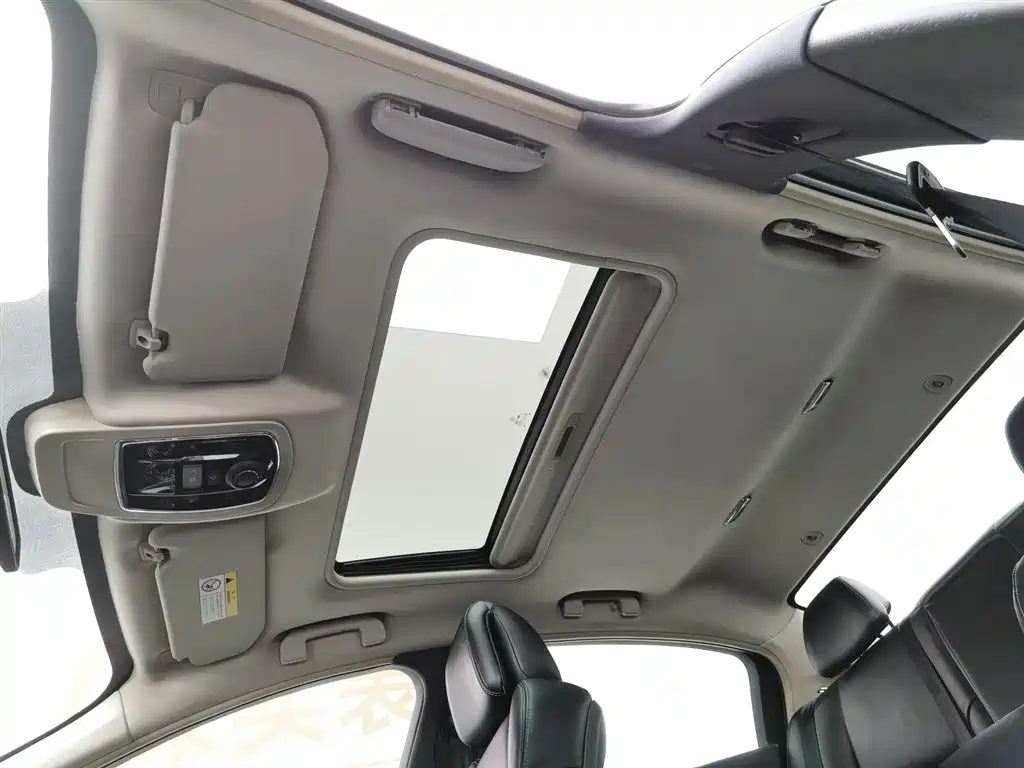 Peugeot 508 2013 2.0L 2nd Anniversary Auto Sunroof Classic Edition фото 14