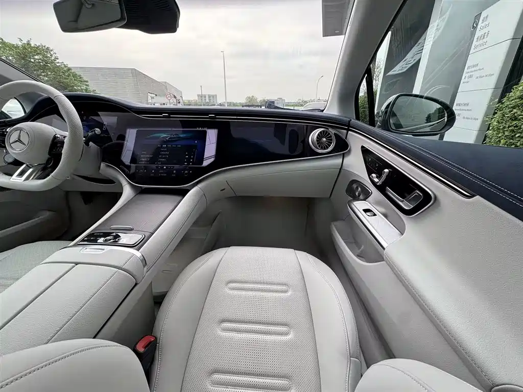 Mercedes-Benz EQE AMG 2023 AMG EQE 53 4MATIC+ фото 7