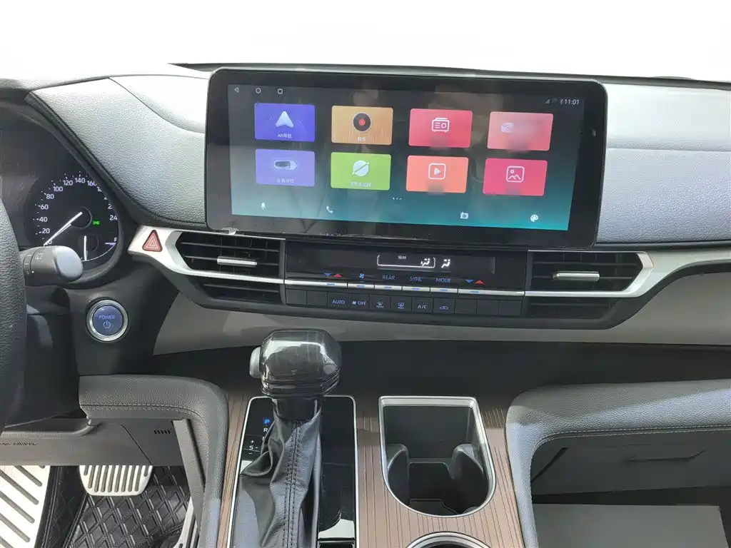 Toyota Sienna 2021 2.5L Hybrid Comfort Edition фото 5