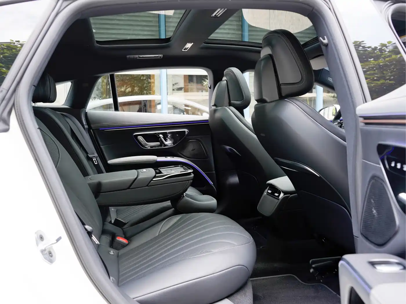Mercedes-Benz EQS 2023 450+ Luxury Edition фото 14