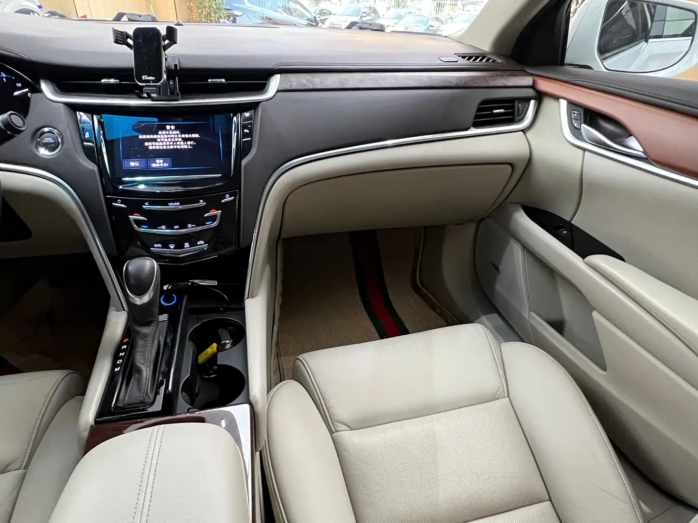 Cadillac XTS 2016 28T Luxury фото 25