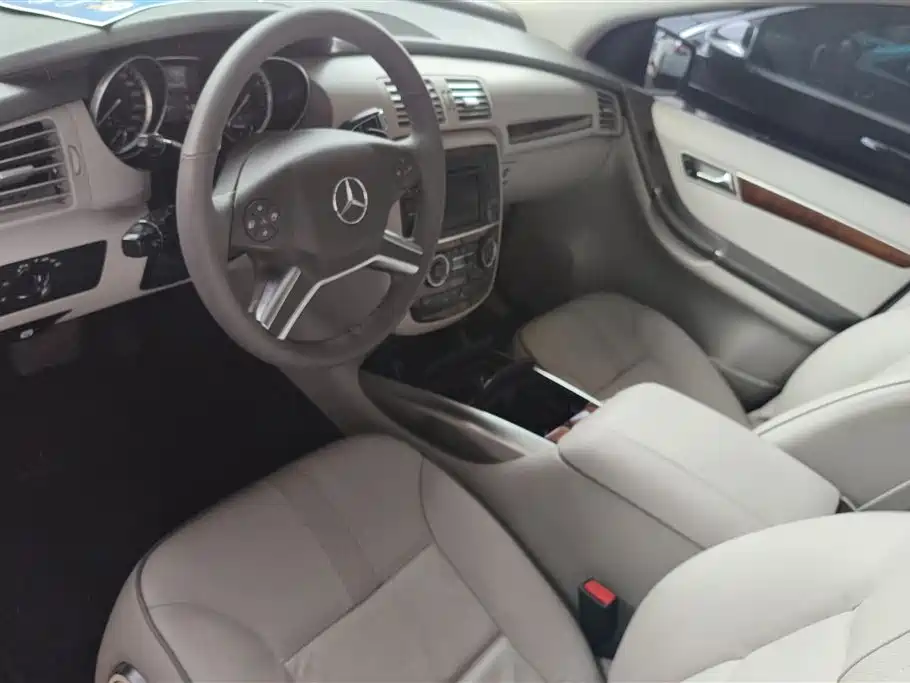 Mercedes-Benz R-Class 2011 R 350 L 4MATIC фото 9