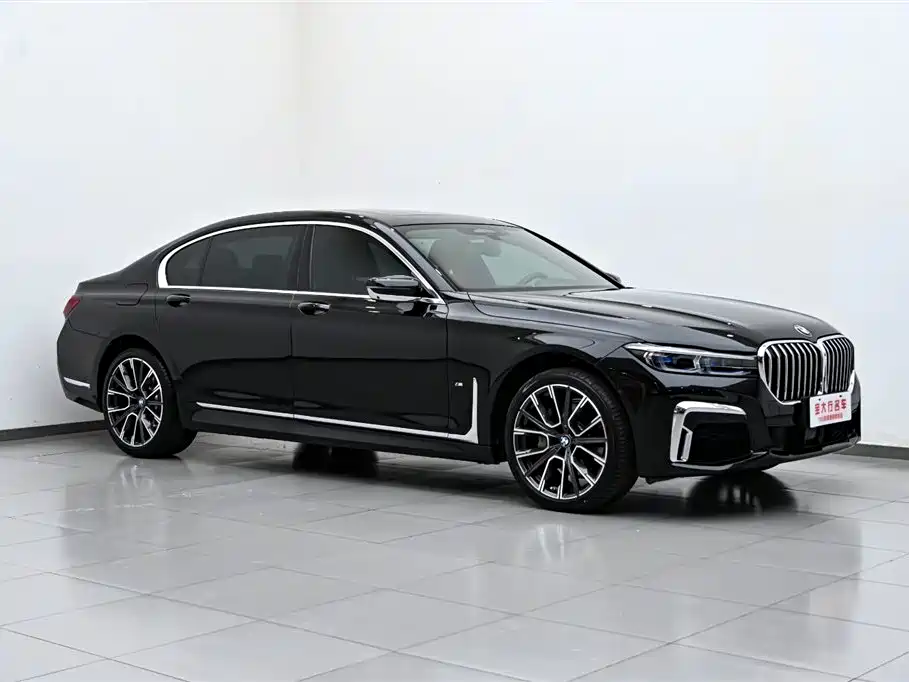 BMW 7 Series 2019 Facelift 740Li xDrive Executive M Sport Package фото 4