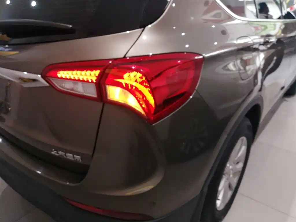 Buick Envision Plus 2019 20T FWD Luxury Model China VI фото 8