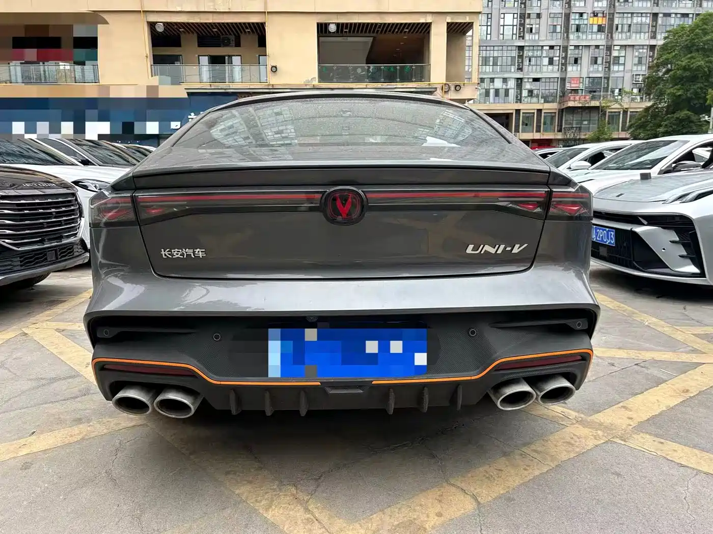 CHANGAN UNI-V