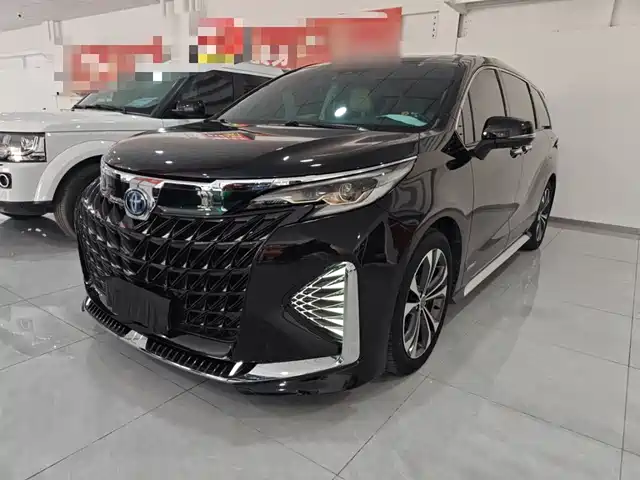 Toyota Granvia 2023 2.5L Hybrid Prestige PLUS Edition