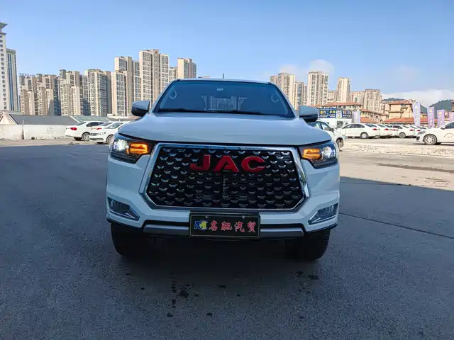  JAC Motors JAC T8 2025 2.0T PRO Automatic Diesel 4WD Champion Large Double Cab