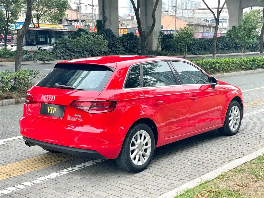 Audi A3 2014 Sportback 35 TFSI Automatic Progressive фото 13