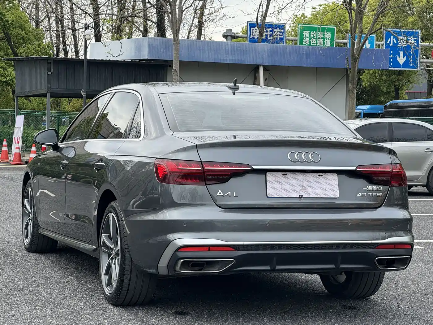 AUDI A4L