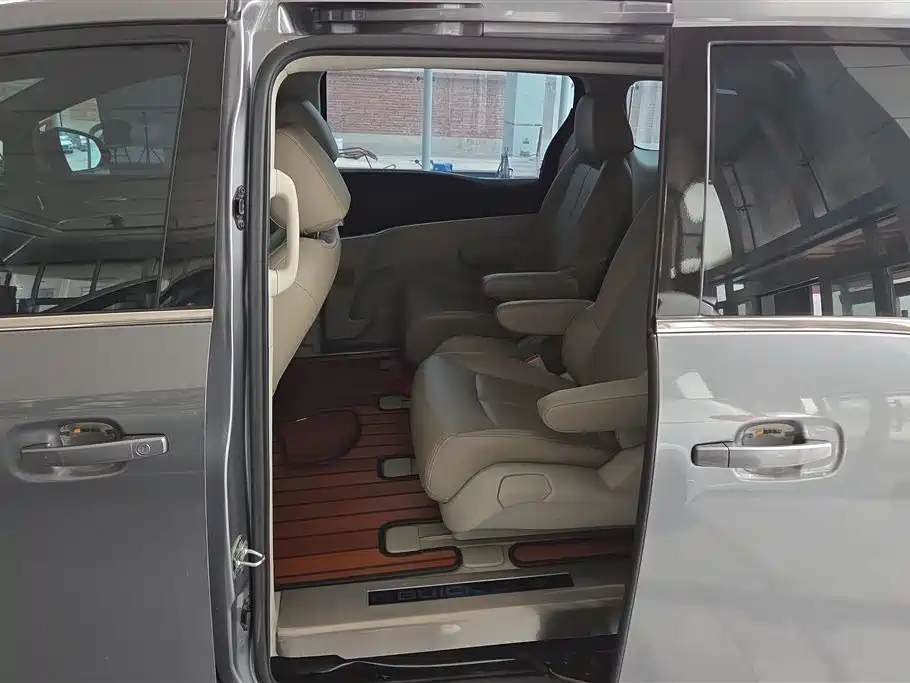 Buick GL8 2021 Land Business Class 652T Comfort фото 11