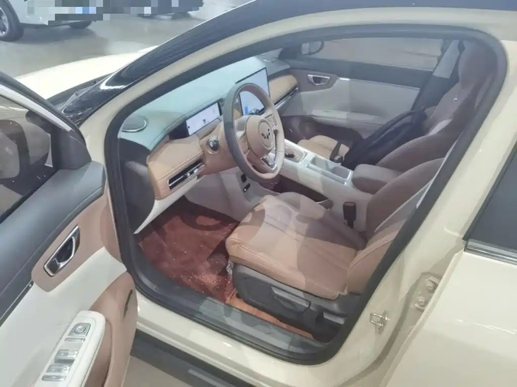 Wuling Motors Wuling Bingo S 2026 2025 Model 325km Premium Edition