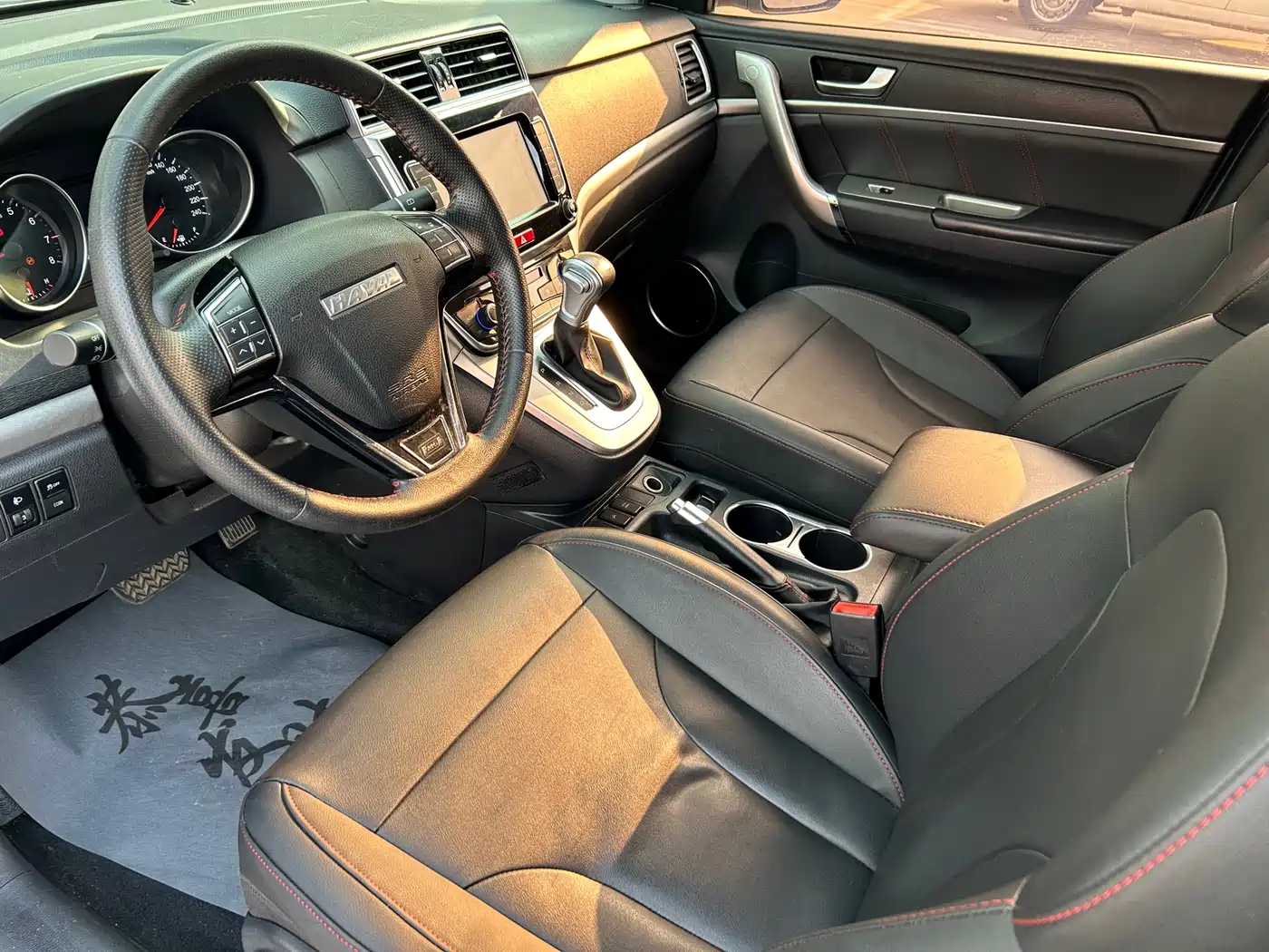 Haval M6 2019 1.5T DCT 2WD Elite Type China VI фото 10