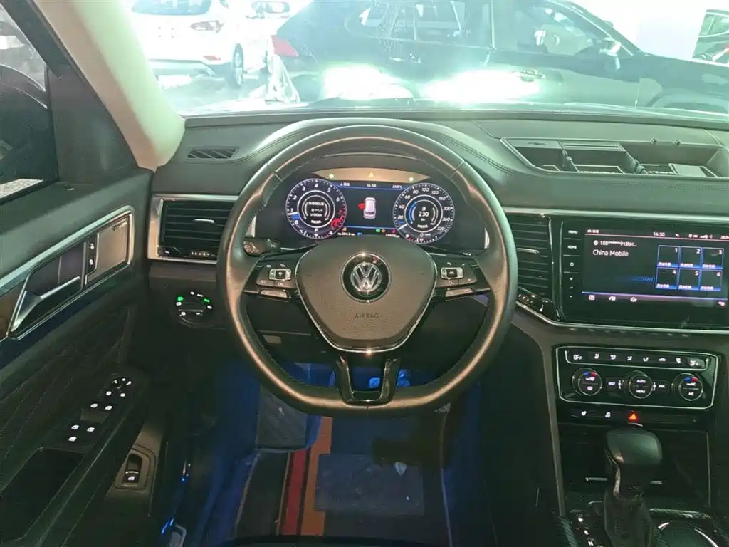 Volkswagen Teramont 2019 530 V6 AWD Flagship Edition China V фото 11