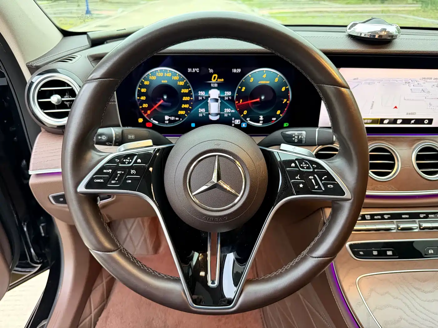 Mercedes-Benz E-Class 2023 E 300 L Luxury фото 7