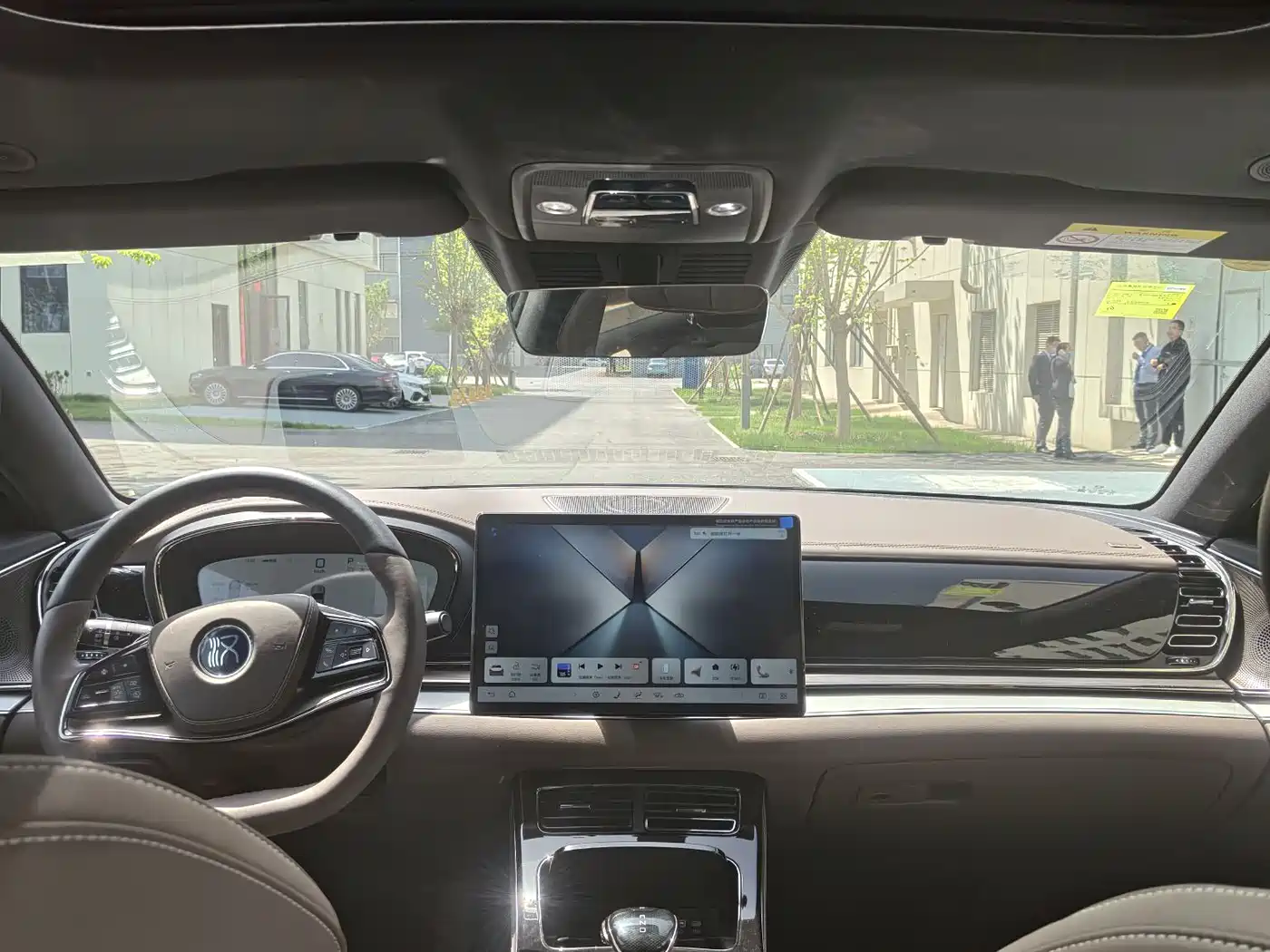 BYD Han 2025 DM-i Smart Driving Edition 125KM LiDAR Flagship фото 8