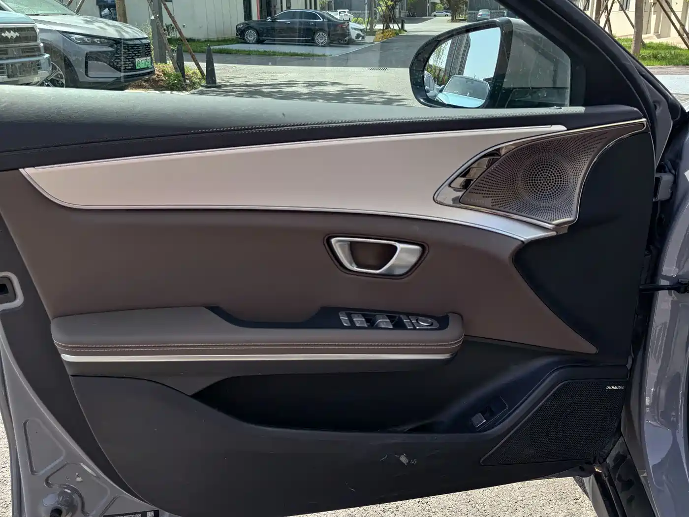 BYD Han 2025 DM-i Smart Driving Edition 125KM LiDAR Flagship фото 16