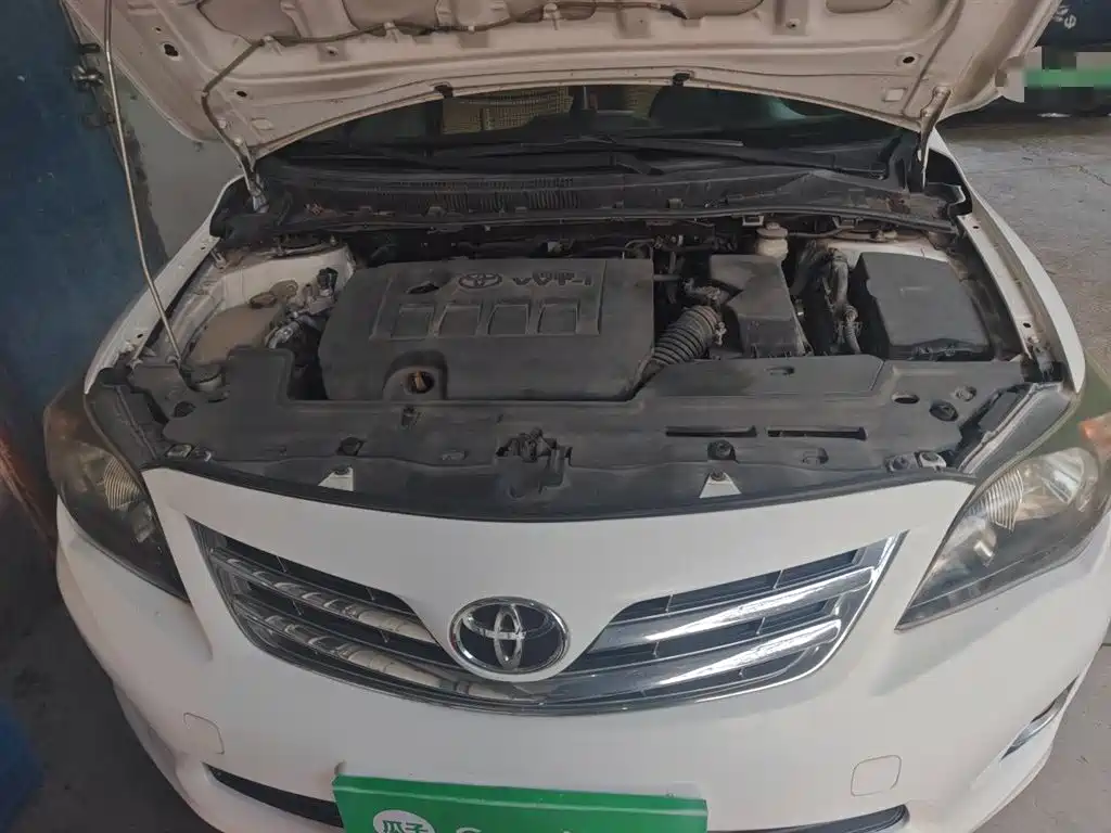Toyota Corolla 2013 Special Edition 1.6L Auto Ultimate Cool GL фото 21