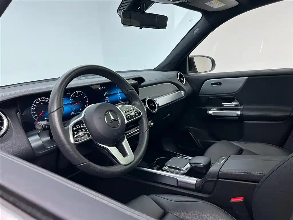 Mercedes-Benz GLB 2021 GLB 180 Dynamic фото 16