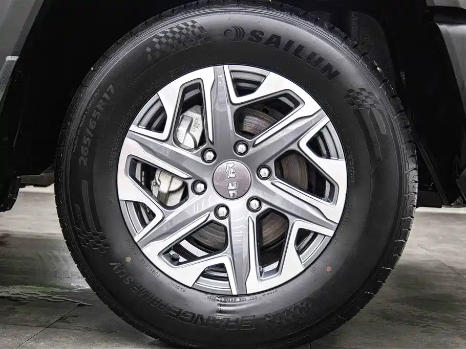 BAIC ORV Beijing Offroad BJ40 2024 2.0T New Urban Hunter Edition Knight фото 14